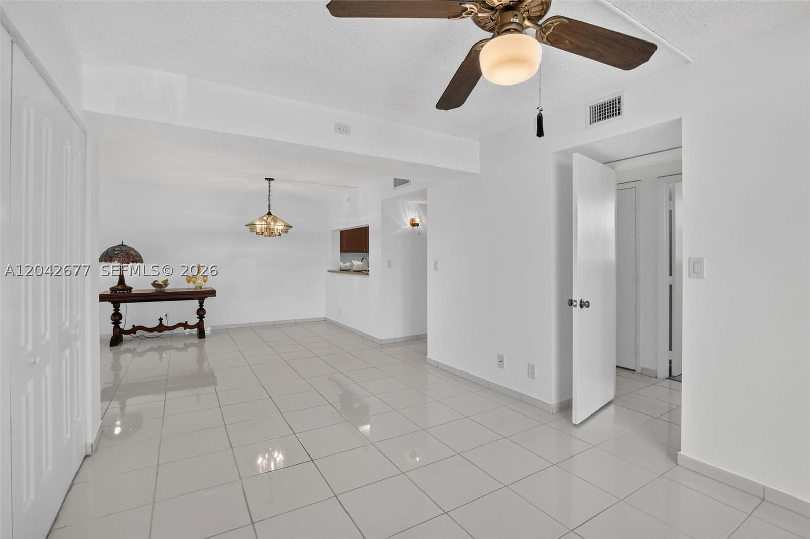 Real estate property located at 1931 Sabal Palm Dr #203, Broward, Condo 4 Of Sabal Palm Con, Davie, FL