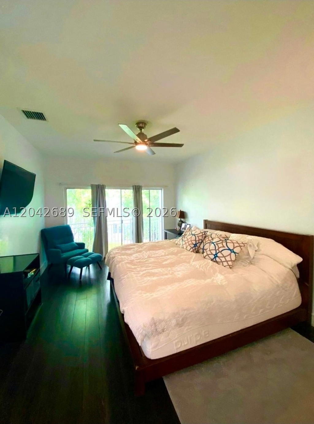 Real estate property located at 2732 26 St #2732, Miami-dade, Gateway To The Grove Cond, Miami, FL