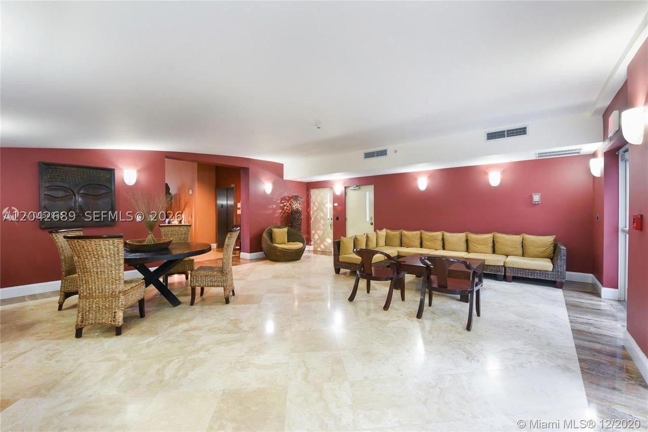 Real estate property located at 2732 26 St #2732, Miami-dade, Gateway To The Grove Cond, Miami, FL