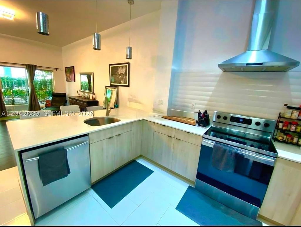 Real estate property located at 2732 26 St #2732, Miami-dade, Gateway To The Grove Cond, Miami, FL