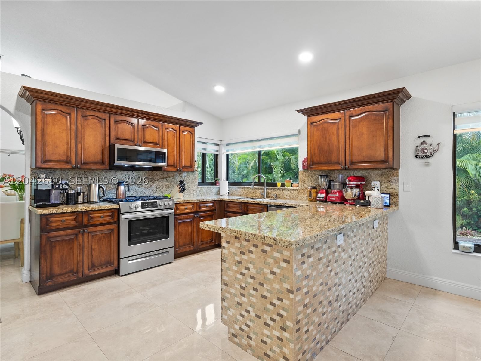Real estate property located at 15480 148th St, Miami-dade, Oak Creek, Miami, FL