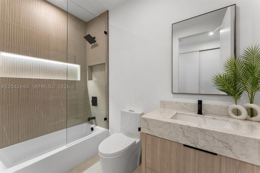 Real estate property located at 661 120th St, Miami-dade, Griffing Biscayne Park Es, Biscayne Park, FL