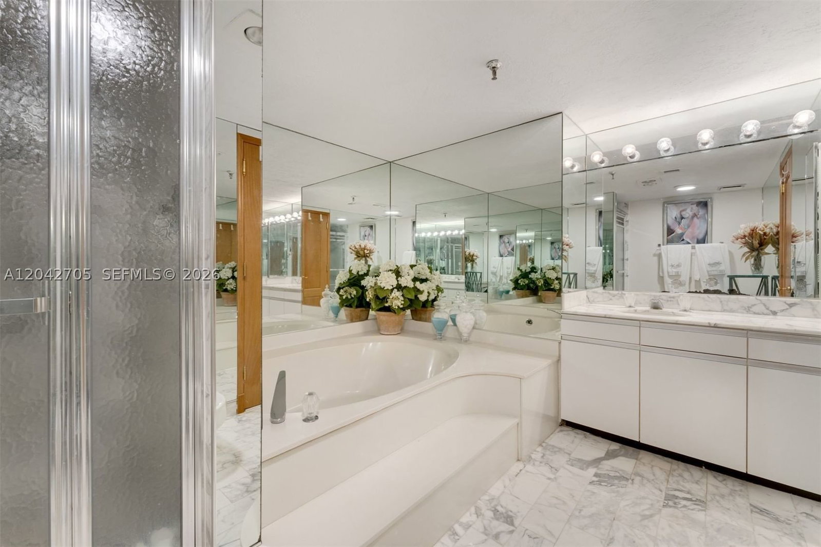 Real estate property located at 9 Island Ave #1514, Miami-dade, Nine Island Avenue Condo, Miami Beach, FL
