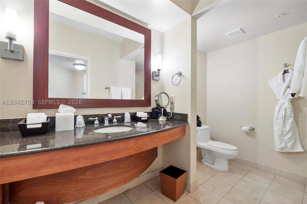Real estate property located at 18001 Collins Ave #1702, Miami-dade, Trump International Sones, Sunny Isles Beach, FL