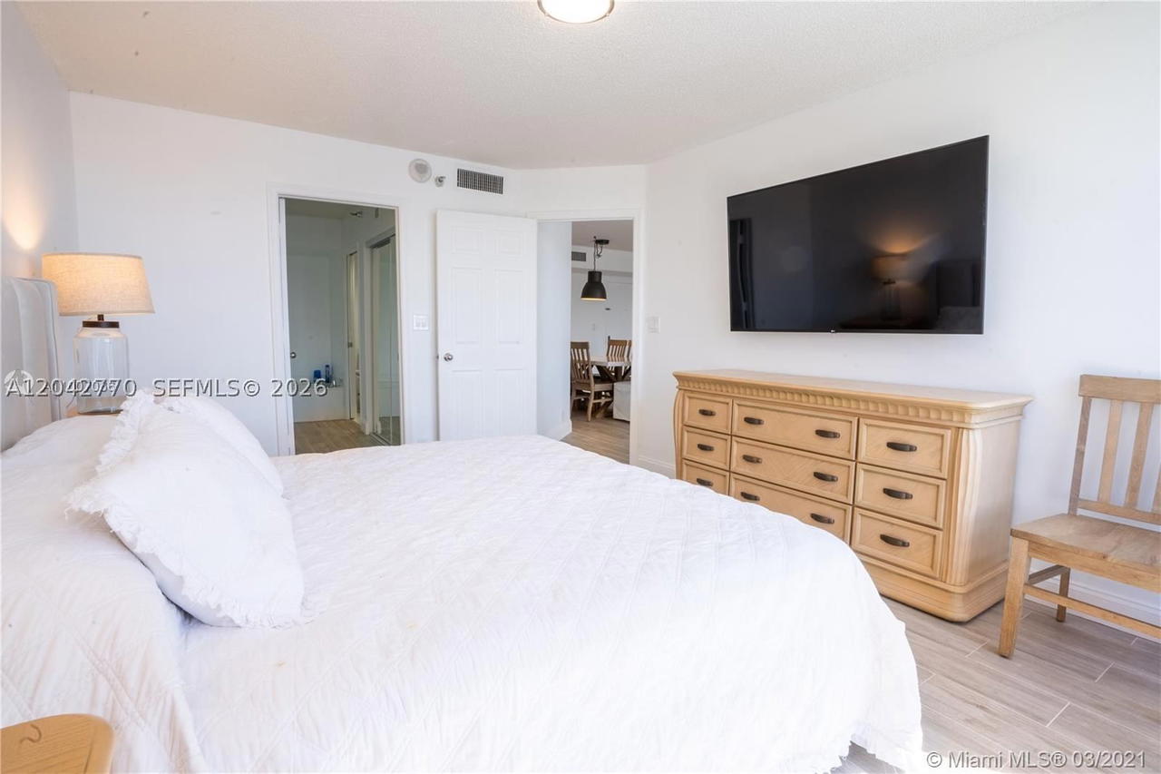 Real estate property located at , Miami-dade, Mystic Pointe Tower 500 C, Aventura, FL
