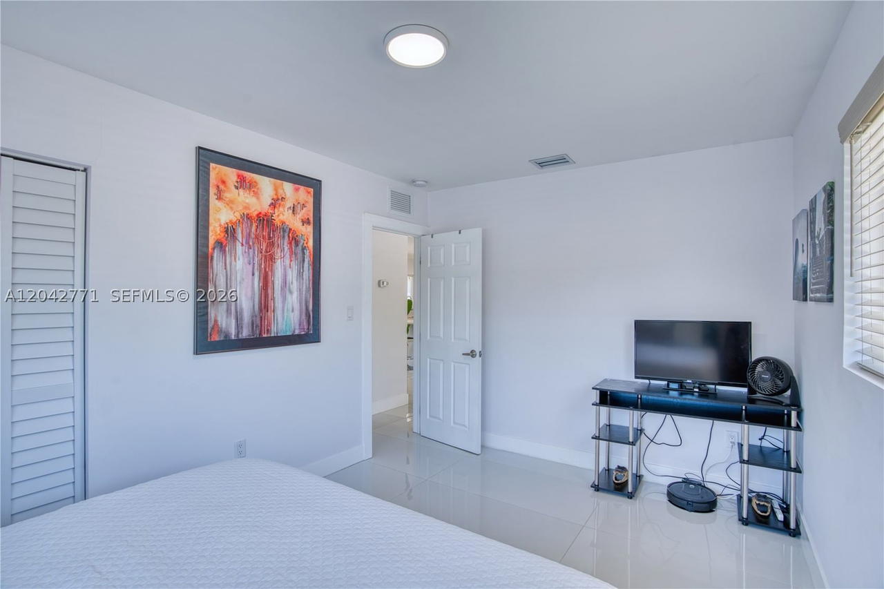 Real estate property located at 132 Almar Dr, Broward, Almar Estates Resub, Wilton Manors, FL