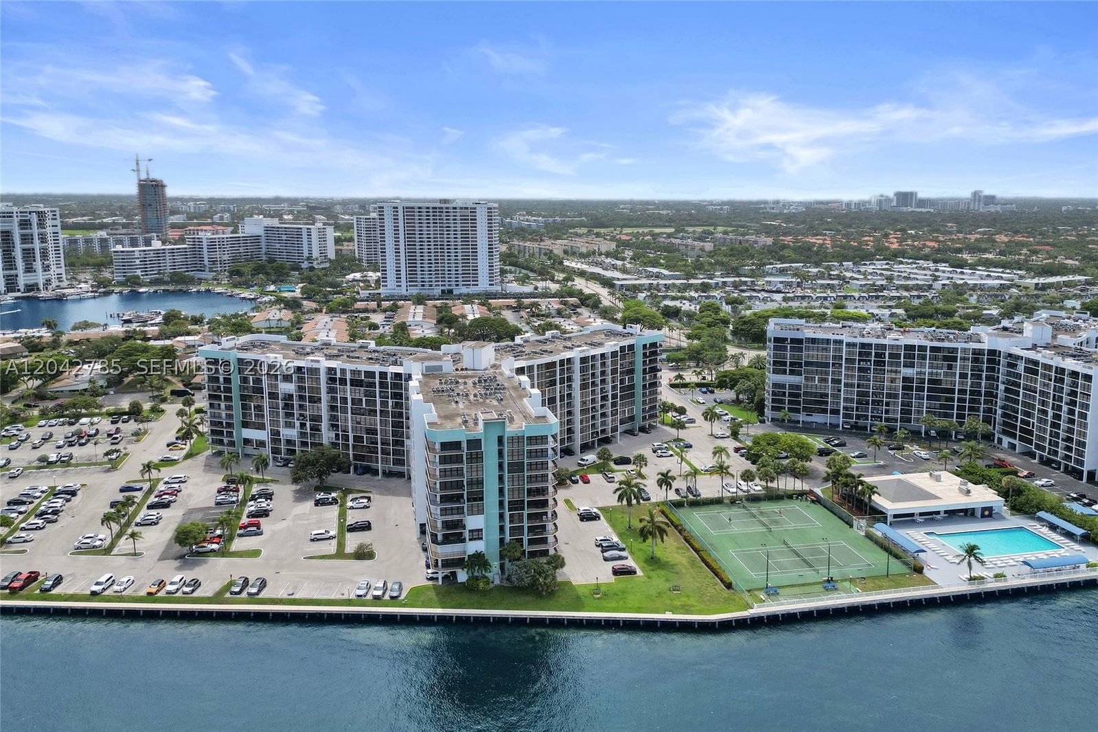 Real estate property located at 400 Leslie Dr PH# 1110, Broward, Towers Of Oceanview East, Hallandale Beach, FL