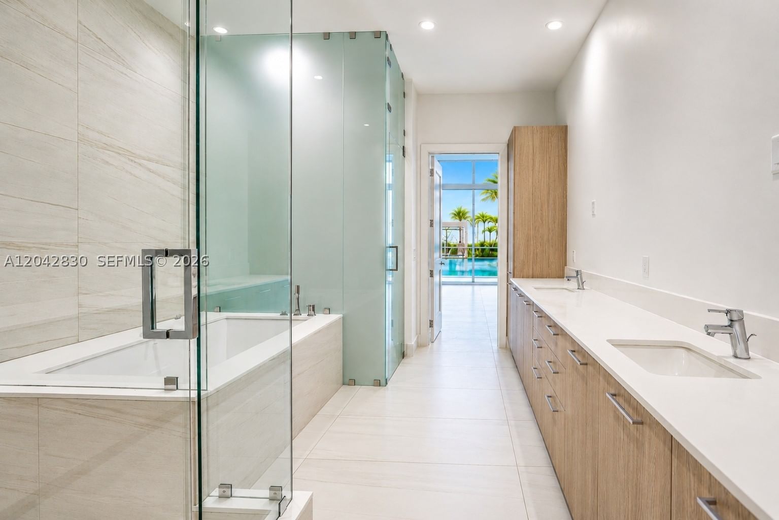 Real estate property located at 153 Seabreeze Blvd #401, Broward, Selene Condo, Fort Lauderdale, FL