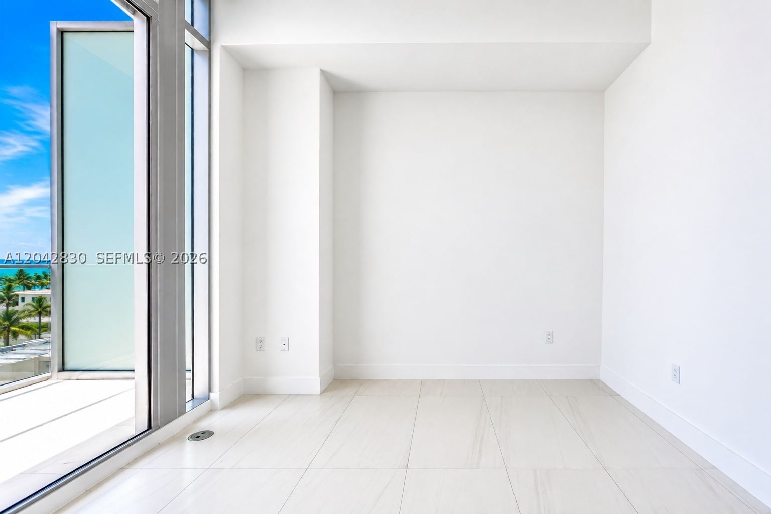 Real estate property located at 153 Seabreeze Blvd #401, Broward, Selene Condo, Fort Lauderdale, FL