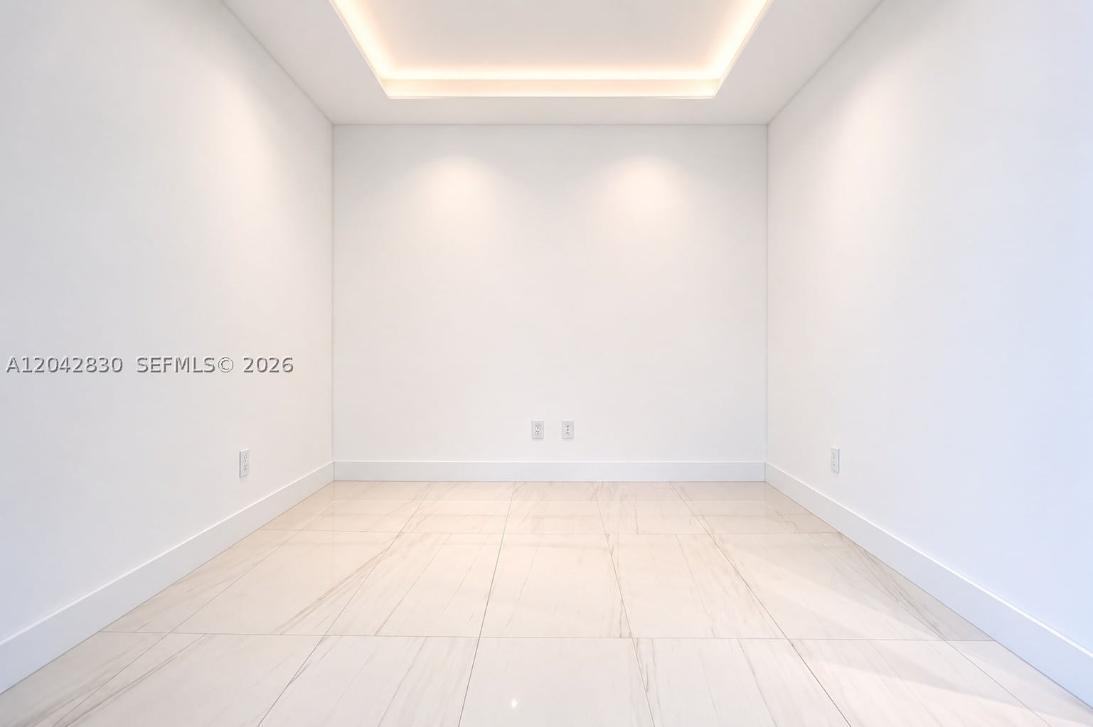 Real estate property located at 153 Seabreeze Blvd #401, Broward, Selene Condo, Fort Lauderdale, FL