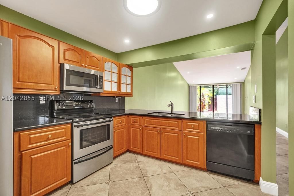 Real estate property located at 13341 90th Ter G, Miami-dade, Calusa Point, Miami, FL