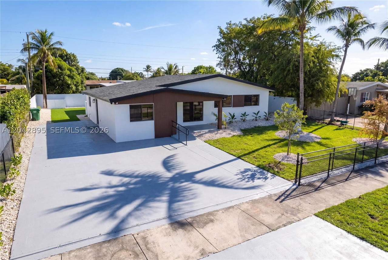 Real estate property located at 12471 190th Ter, Miami-dade, So Miami Heights Addn E, Miami, FL