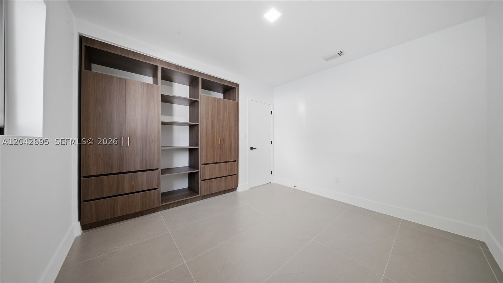 Real estate property located at 12471 190th Ter, Miami-dade, So Miami Heights Addn E, Miami, FL