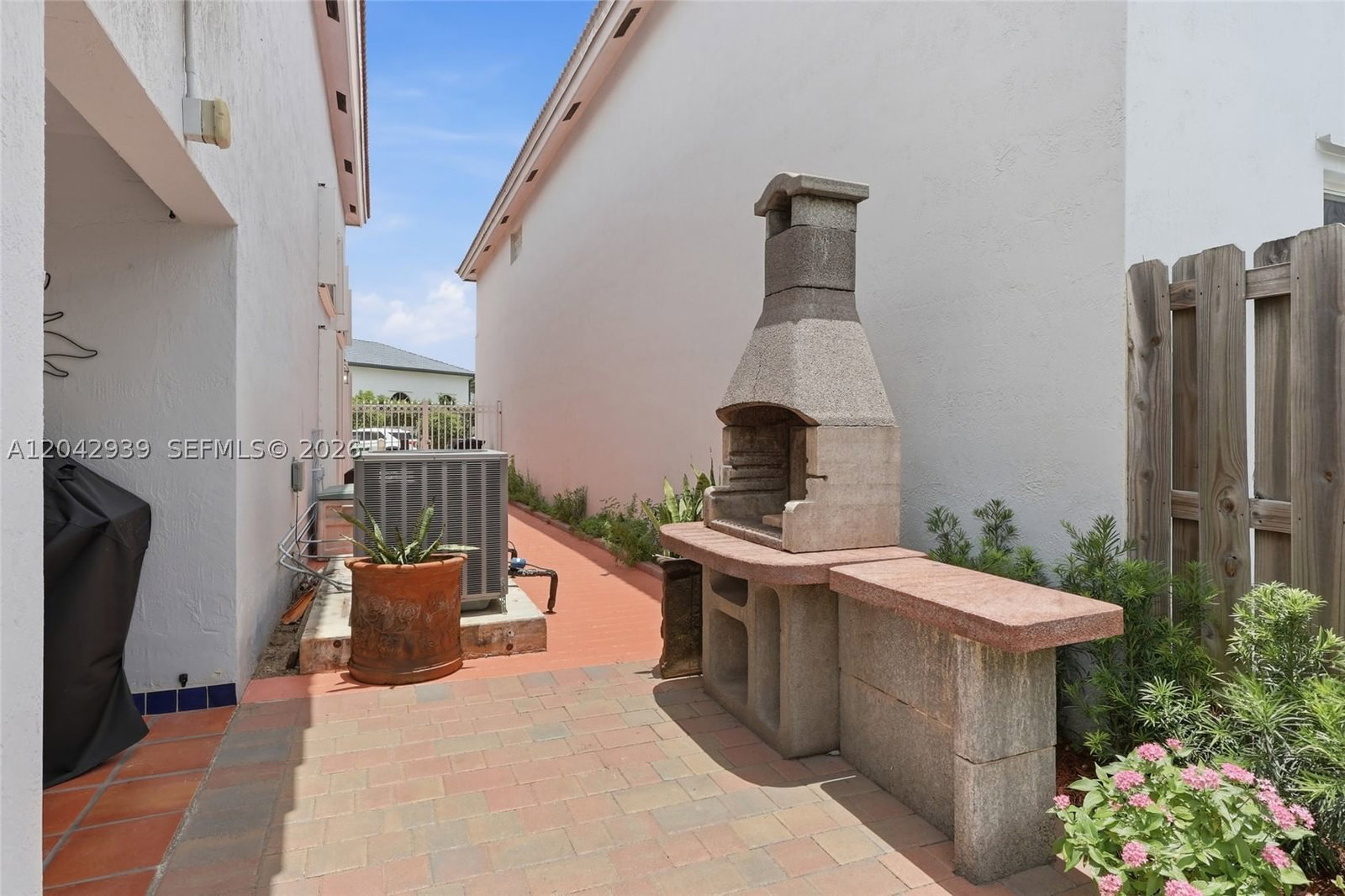 Real estate property located at 15652 91st Ln, Miami-dade, Sunnyview Sub, Miami, FL