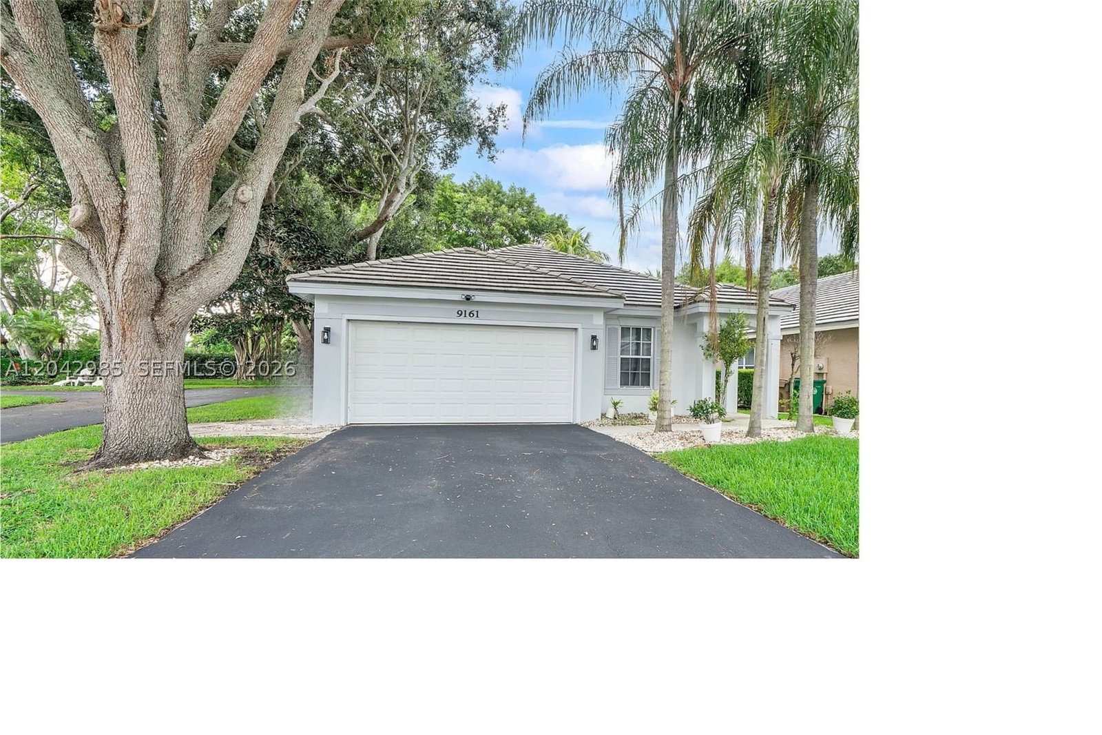 Real estate property located at 9161 Lake Park Cir N, Broward, Forest Ridge Cluster Home, Davie, FL