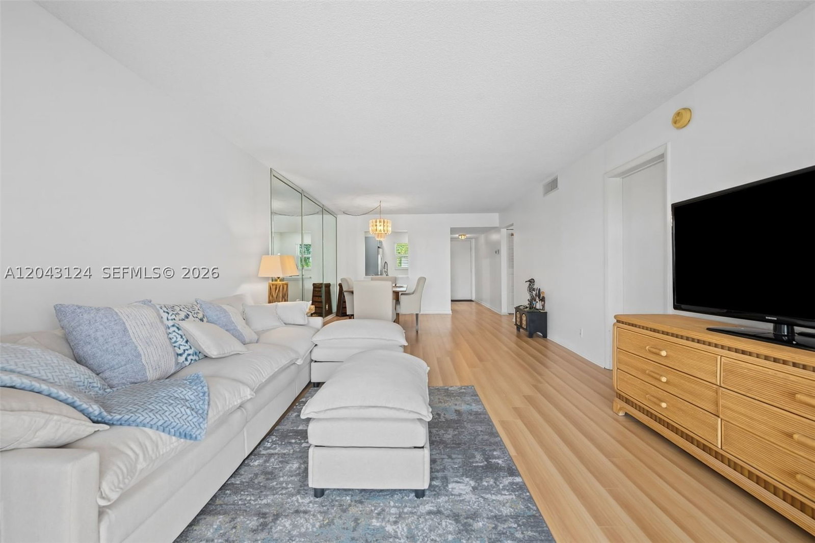 Real estate property located at 4025 Nob Hill Rd #301, Broward, Sunrise Island Condominiu, Sunrise, FL