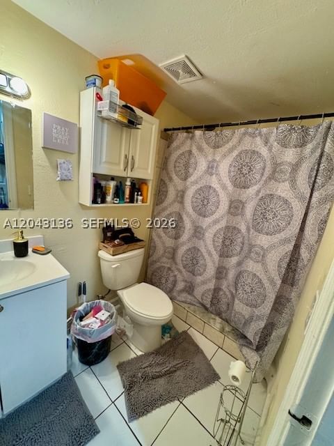 Real estate property located at 3700 21st St #410, Broward, Sunset Hills I Condominiu, Lauderdale Lakes, FL
