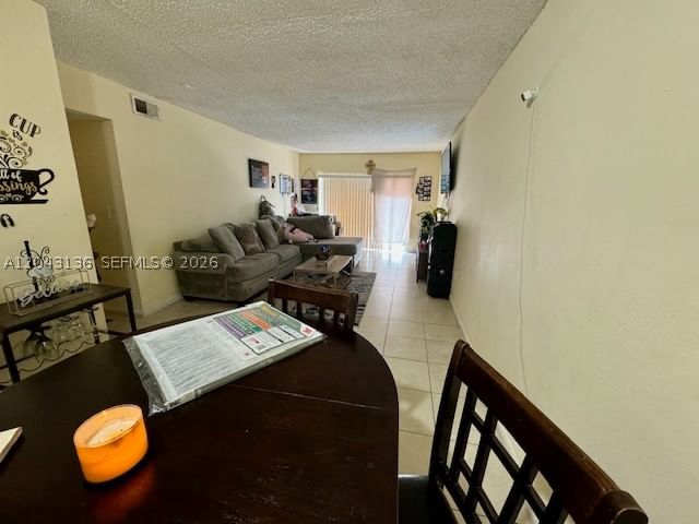 Real estate property located at 3700 21st St #410, Broward, Sunset Hills I Condominiu, Lauderdale Lakes, FL