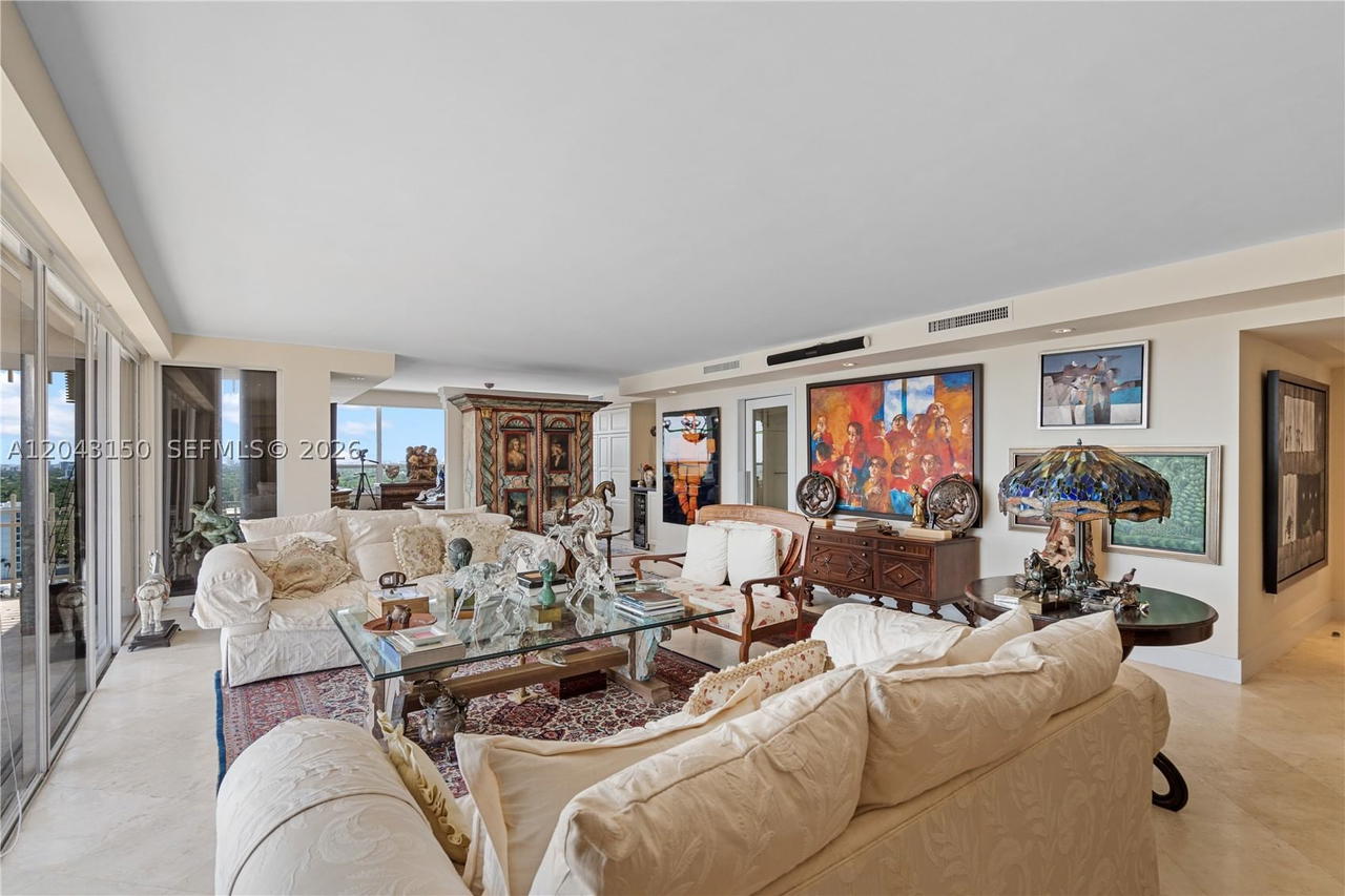 Real estate property located at 3 Grove Isle Dr C1610, Miami-dade, Grove Isle Condo, Miami, FL