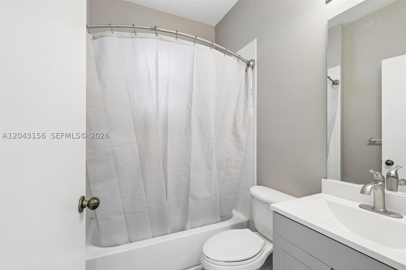 Real estate property located at 2162 77th Ter, Broward, Walnut Creek Replat No 1, Pembroke Pines, FL