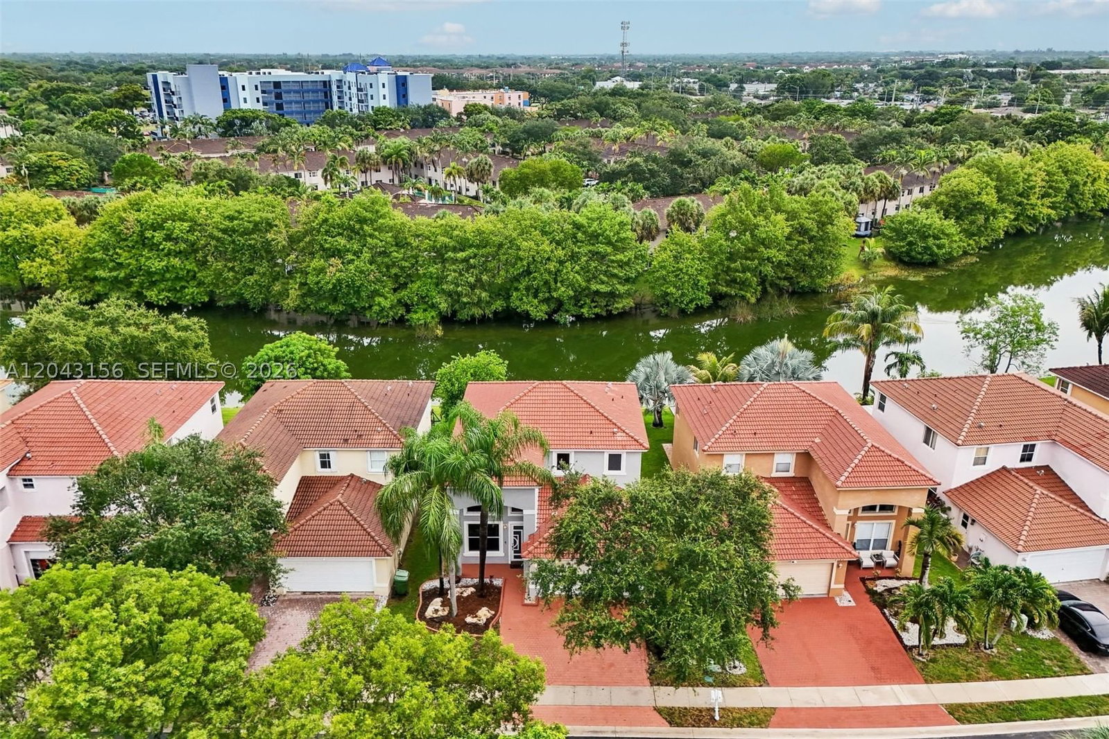 Real estate property located at 2162 77th Ter, Broward, Walnut Creek Replat No 1, Pembroke Pines, FL