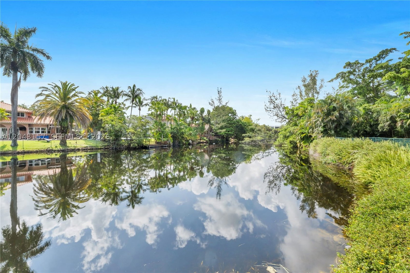 Real estate property located at 720 Old Nob Hill Rd, Broward, Pebble Creek At Jacaranda, Plantation, FL