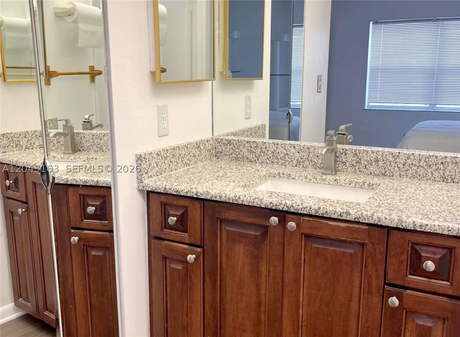 Real estate property located at 9481 Sunrise Lakes Blvd #208, Broward, Sunrise Lakes 129 Condo, Sunrise, FL