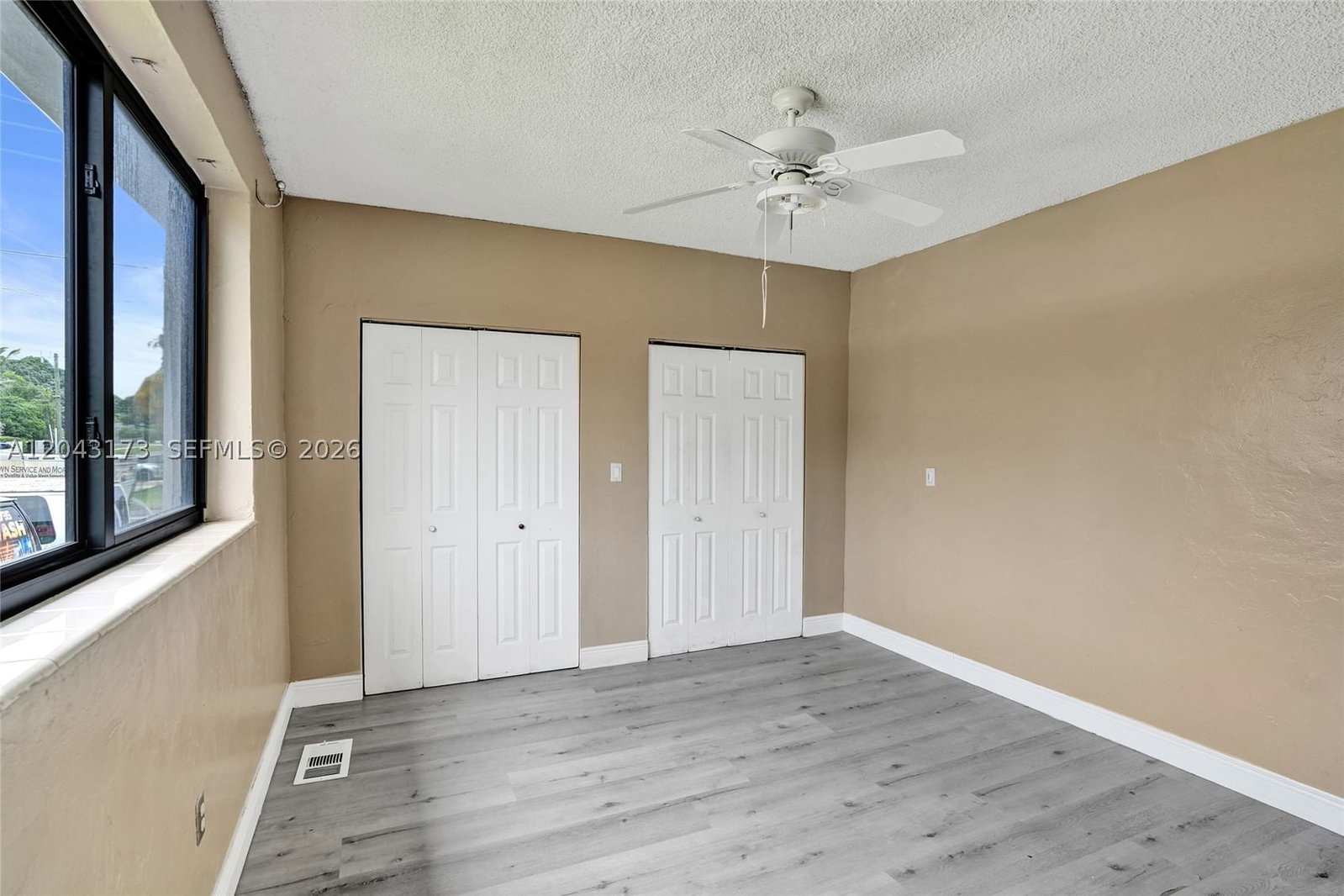 Real estate property located at 1400 148th St, Miami-dade, Arch Creeks Estates, Miami, FL