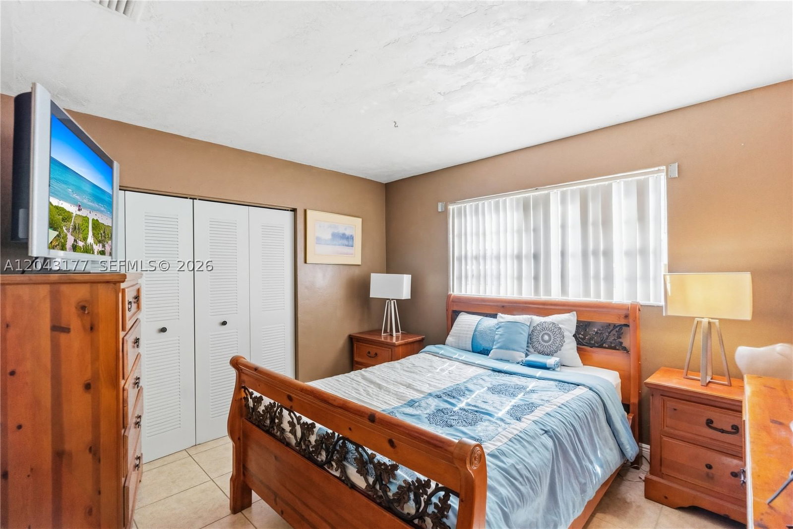 Real estate property located at 20400 25th Ave, Miami-dade, Lake Lucerne Sec 4, Miami Gardens, FL
