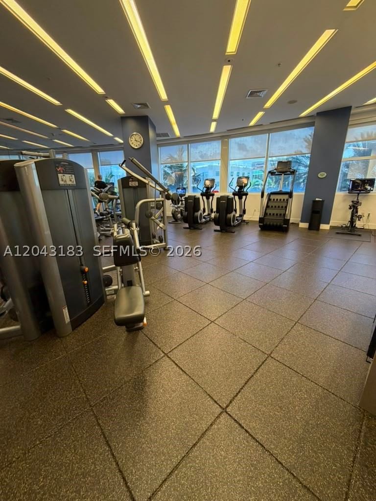 Real estate property located at 18001 Collins Ave #716, Miami-dade, Trump International Sones, Sunny Isles Beach, FL