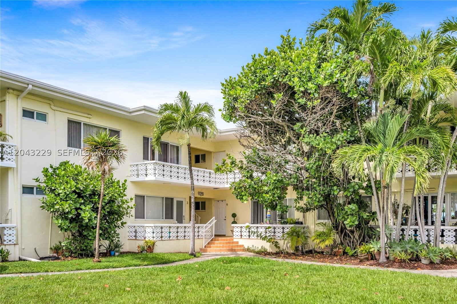 Real estate property located at 9281 Bay Harbor Dr #15, Miami-dade, Harbour Point Condo, Bay Harbor Islands, FL