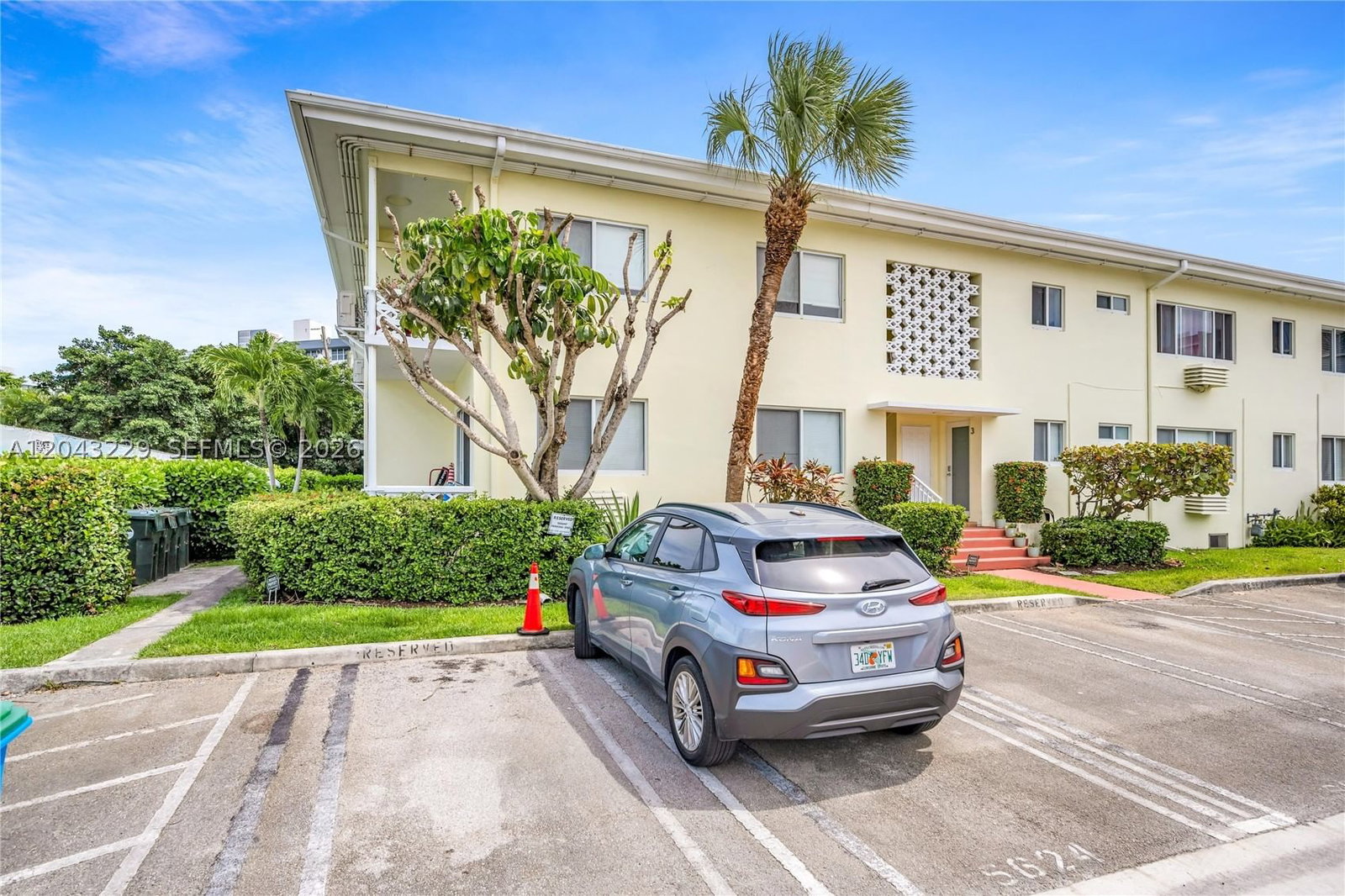 Real estate property located at 9281 Bay Harbor Dr #15, Miami-dade, Harbour Point Condo, Bay Harbor Islands, FL