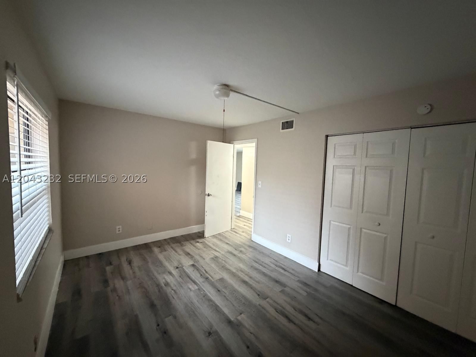 Real estate property located at 3400 Foxcroft Rd #215, Broward, Miramar Club #6 Condo, Miramar, FL