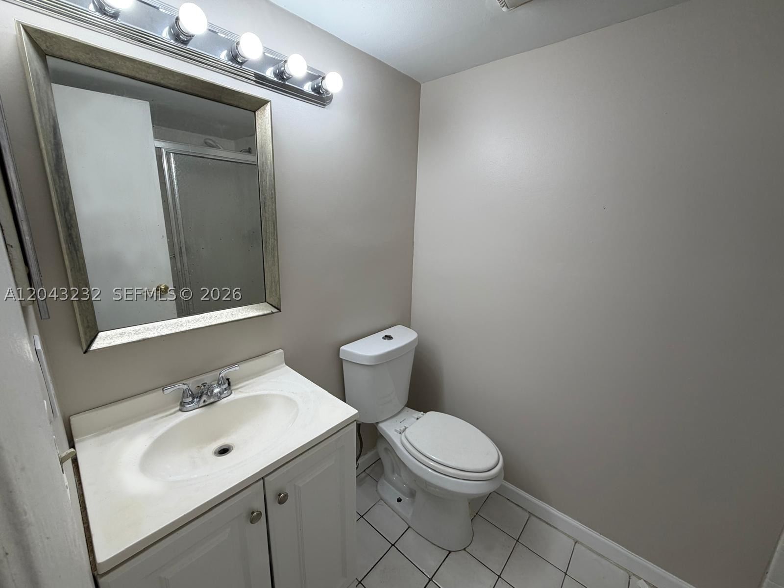 Real estate property located at 3400 Foxcroft Rd #215, Broward, Miramar Club #6 Condo, Miramar, FL