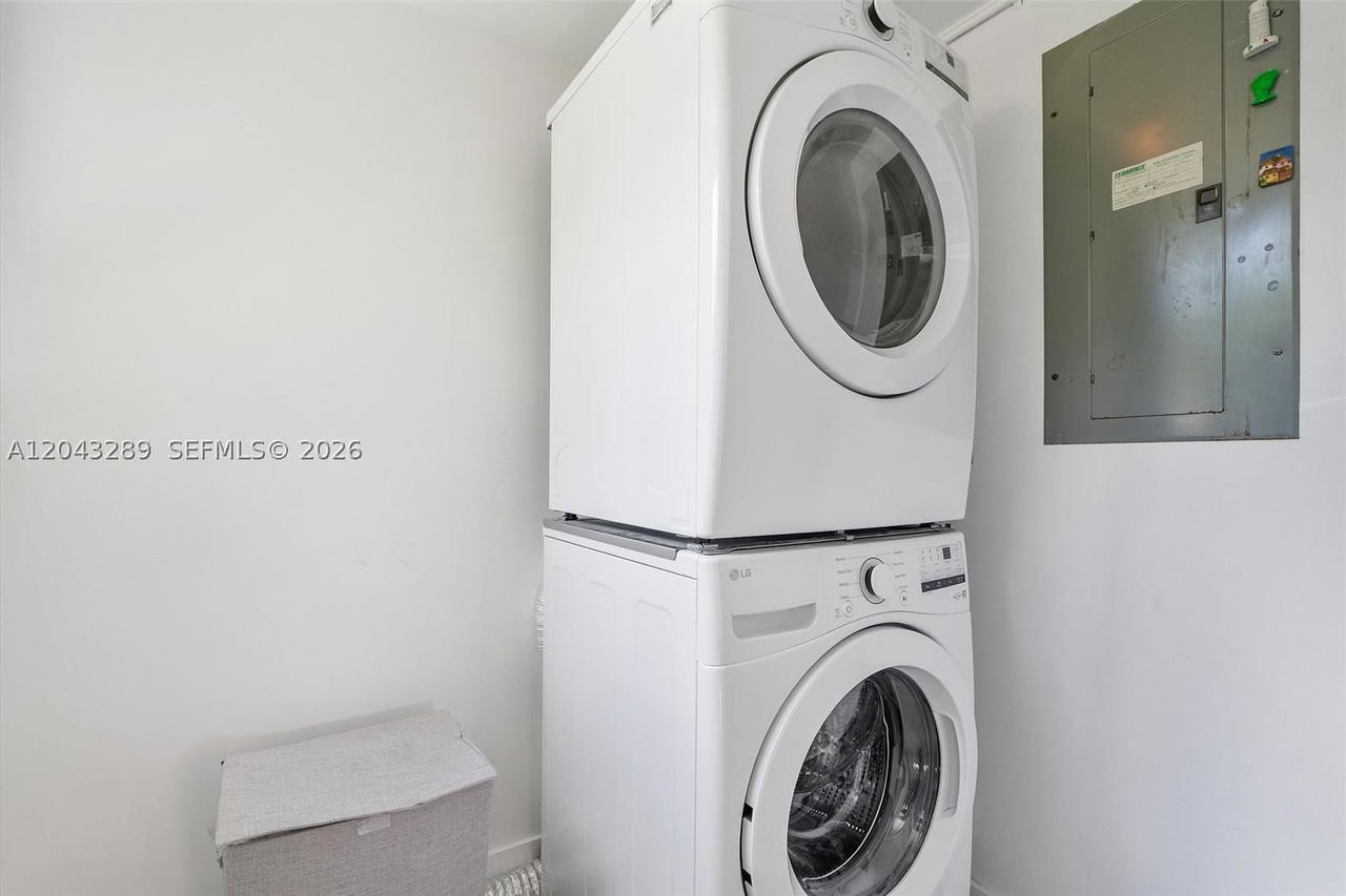 Real estate property located at 9200 12th Ave, Miami-dade, Belvidere Park, Miami Shores, FL