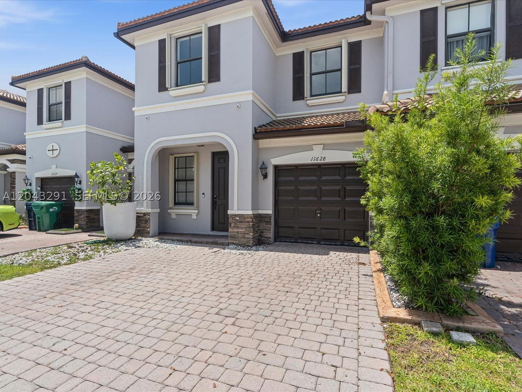 Real estate property located at 11628 87th Ln #11628, Miami-dade, St Moritz Estates, Doral, FL