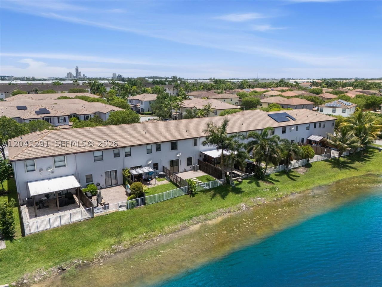 Real estate property located at 11628 87th Ln #11628, Miami-dade, St Moritz Estates, Doral, FL