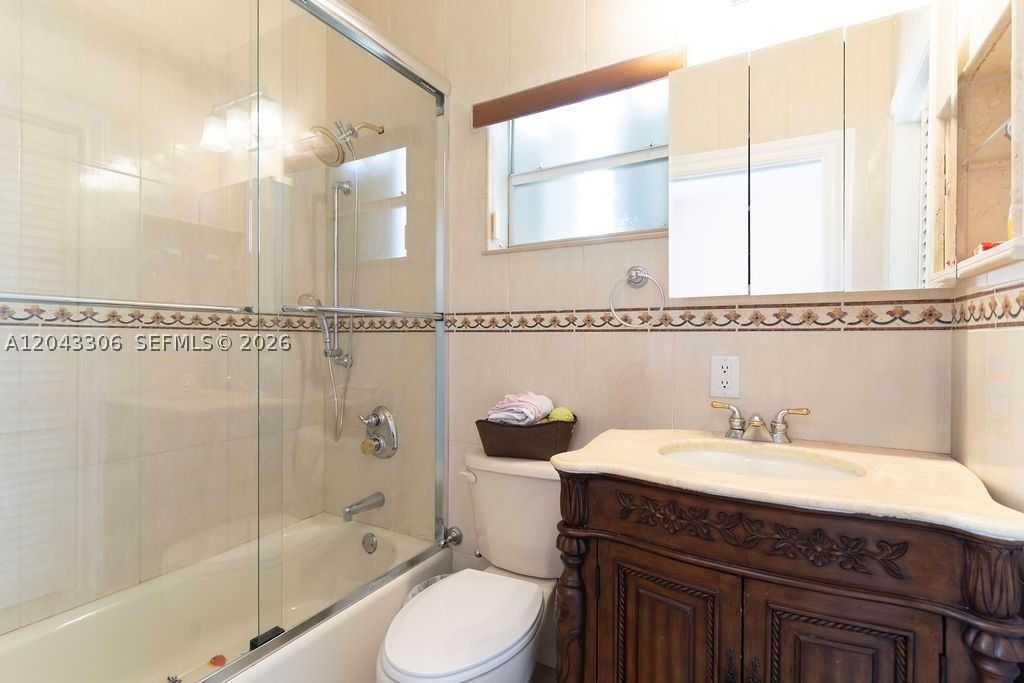 Real estate property located at 13370 34th St, Miami-dade, J G Heads Farms Sub, Miami, FL