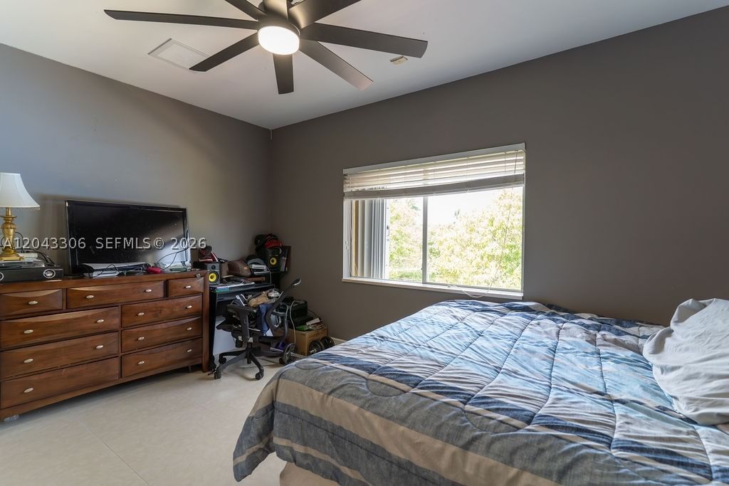 Real estate property located at 13370 34th St, Miami-dade, J G Heads Farms Sub, Miami, FL