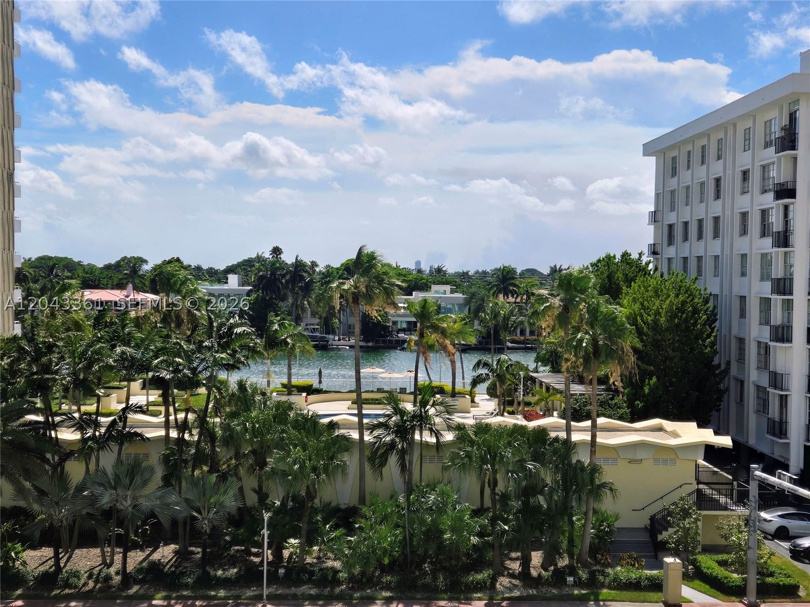 Real estate property located at 5601 Collins Ave #520, Miami-dade, The Pavilion Condo, Miami Beach, FL