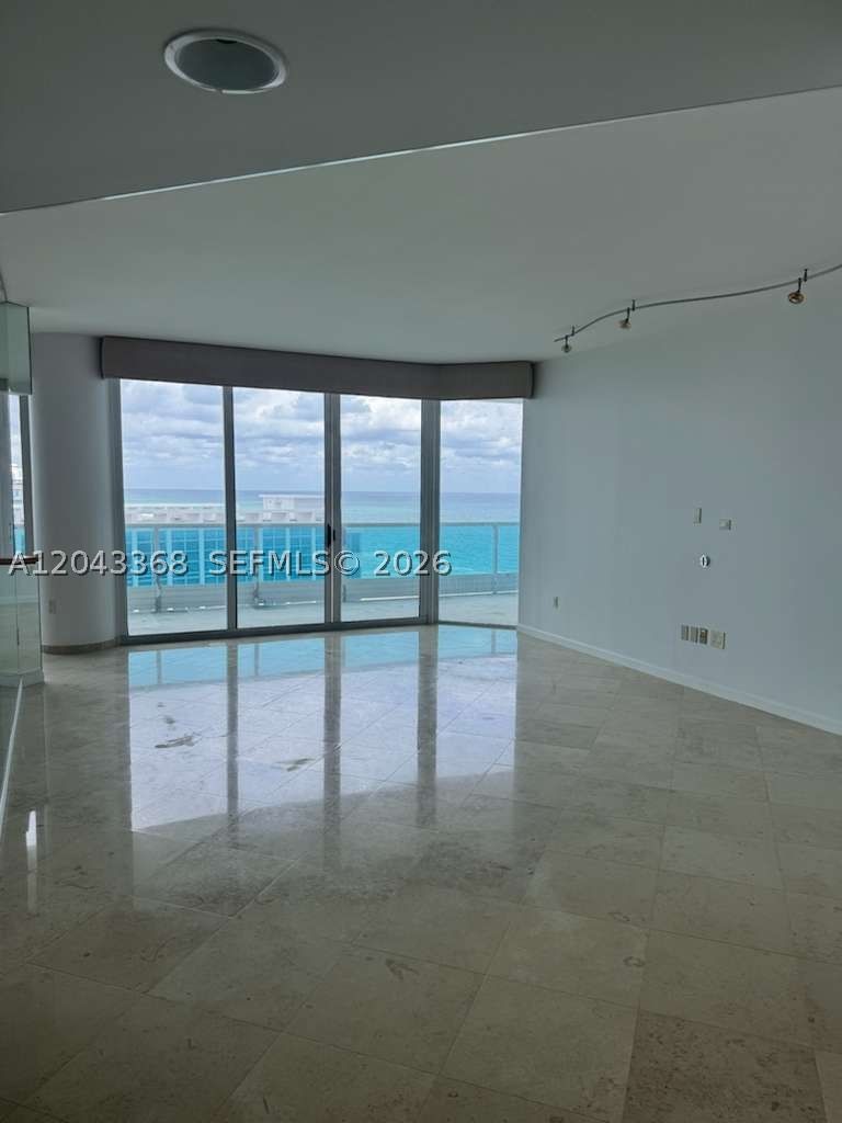 Real estate property located at 5025 Collins Ave #1602, Miami-dade, Capobella Condo, Miami Beach, FL