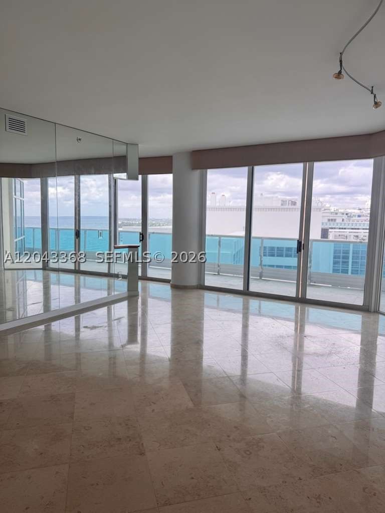 Real estate property located at 5025 Collins Ave #1602, Miami-dade, Capobella Condo, Miami Beach, FL