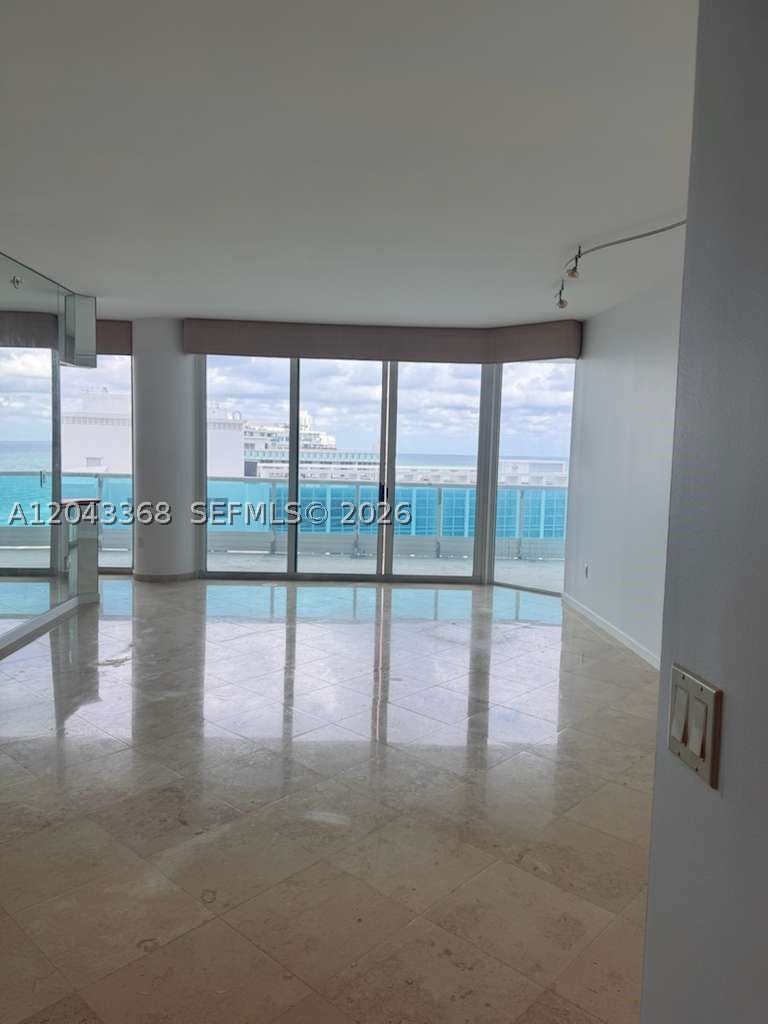Real estate property located at 5025 Collins Ave #1602, Miami-dade, Capobella Condo, Miami Beach, FL