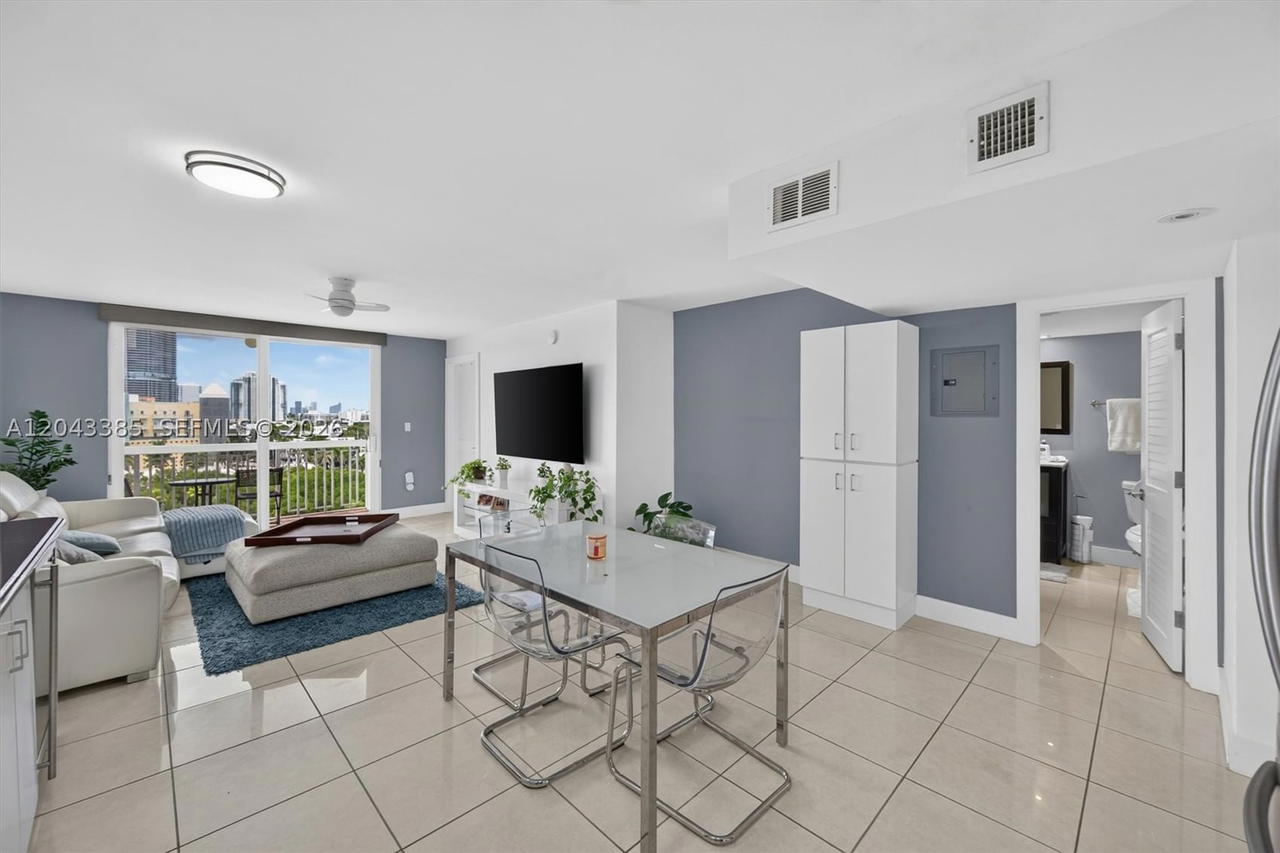 Real estate property located at 401 Ocean Dr #1001, Miami-dade, The Presidential Condo, Miami Beach, FL