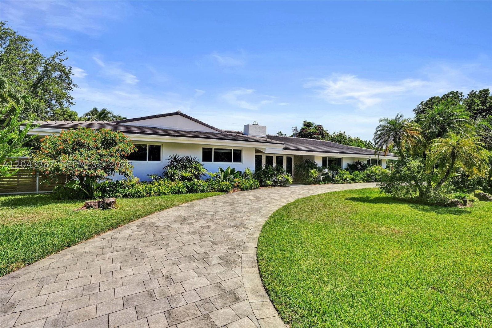 Real estate property located at 7820 134th St, Miami-dade, Village Grove, Pinecrest, FL