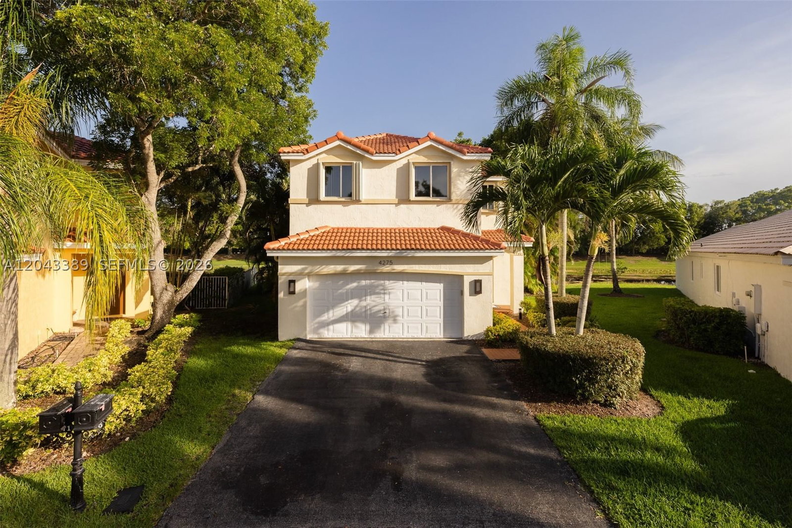 Real estate property located at 4275 Ironwood Ct, Broward, Sector 8 9 And 10, Weston, FL
