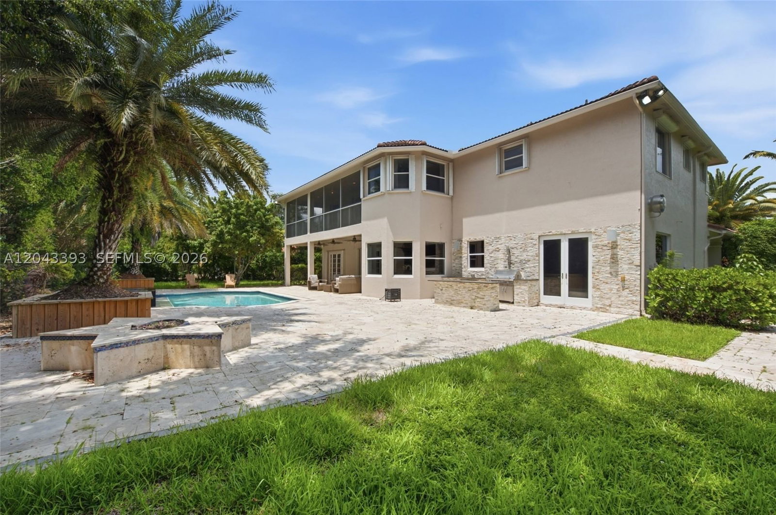 Real estate property located at 1585 Victoria Isle Way, Broward, Weston Hills, Weston, FL