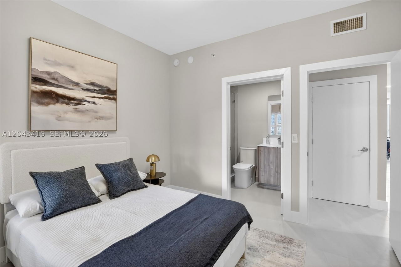 Real estate property located at 3330 190th St #718, Miami-dade, Aventura Marina Condo Num, Aventura, FL