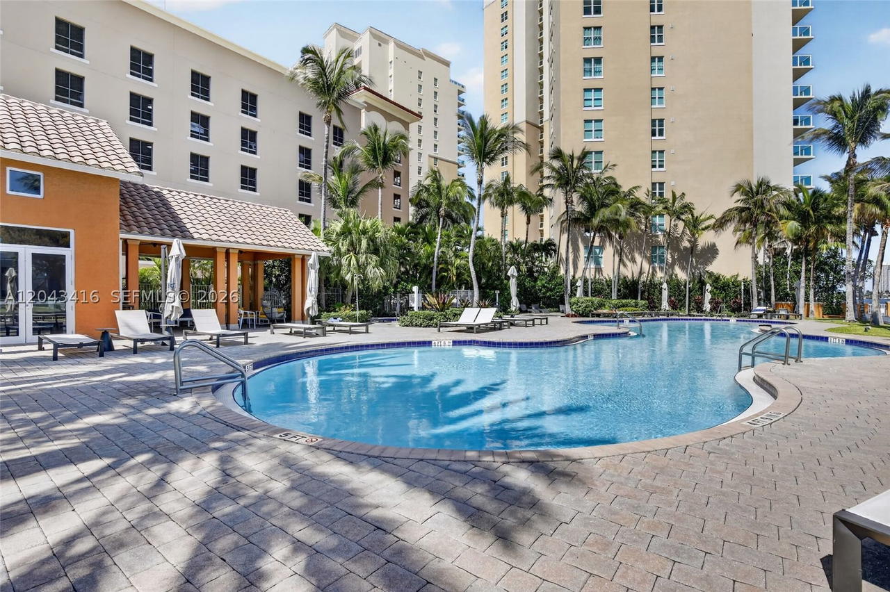 Real estate property located at 3330 190th St #718, Miami-dade, Aventura Marina Condo Num, Aventura, FL