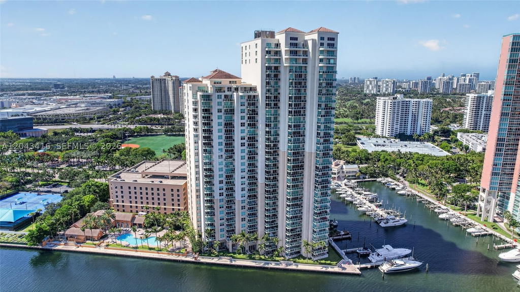 Real estate property located at 3330 190th St #718, Miami-dade, Aventura Marina Condo Num, Aventura, FL